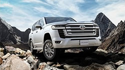 鄧祿普輪胎為豐田蘭德酷路澤300提供配套輪胎